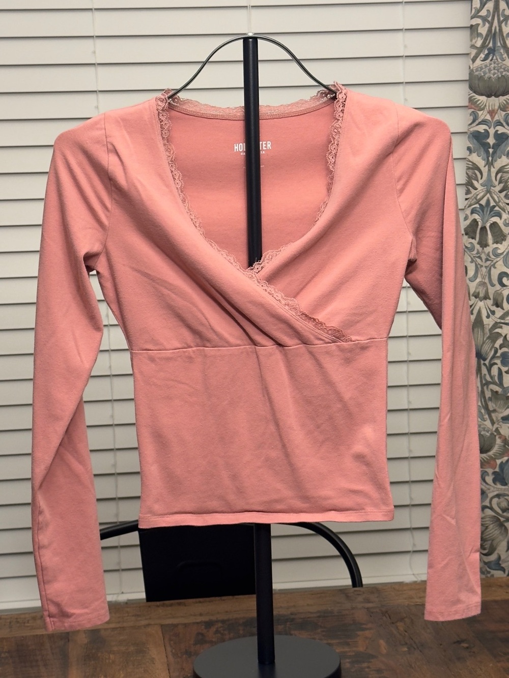 Hollister Women's Long-Sleeve Lace Trim Wrap Top - Dusty Rose S